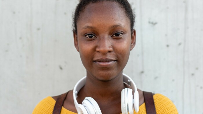 © MandriaPix, stock.adobe.com Portrait einer Afrikanerin