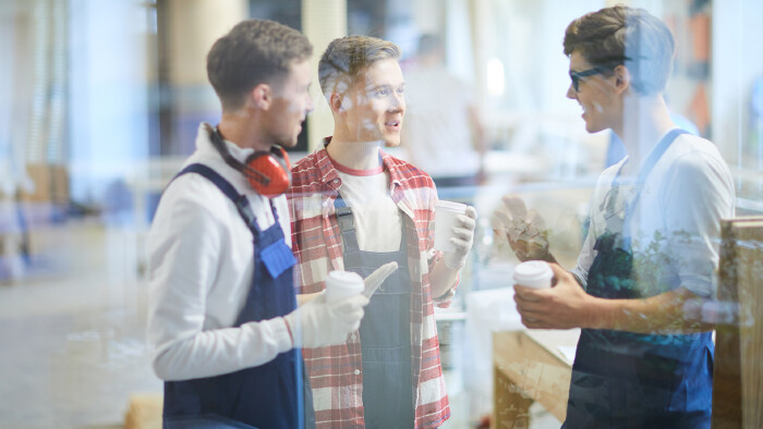 © pressmaster, stock.adobe.com 3 junge Lehrlinge