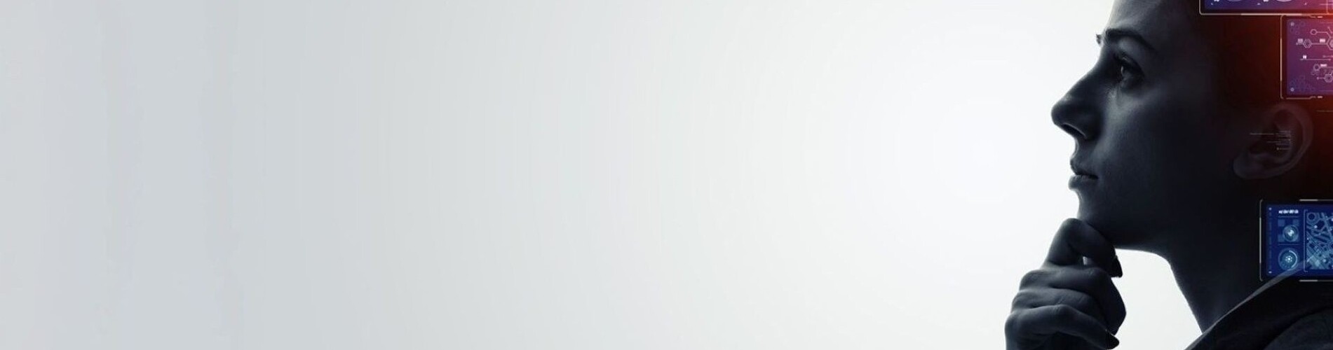 Junge Frau denkt nach