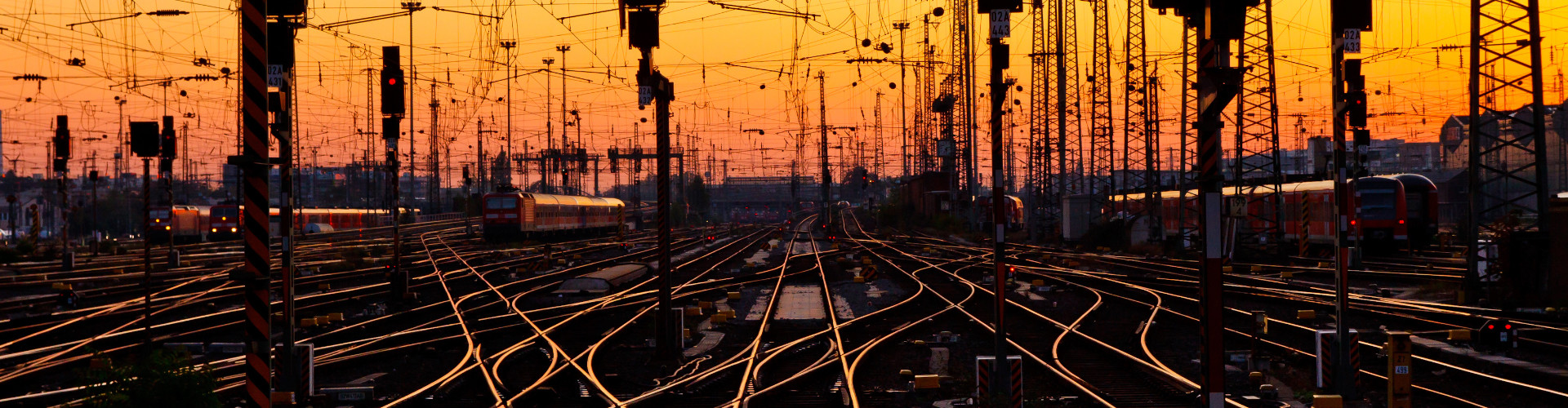 Eisenbahnschienen © Adobe, Adobe