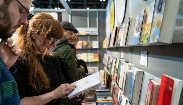 Besucher:innen auf der Buch Wien