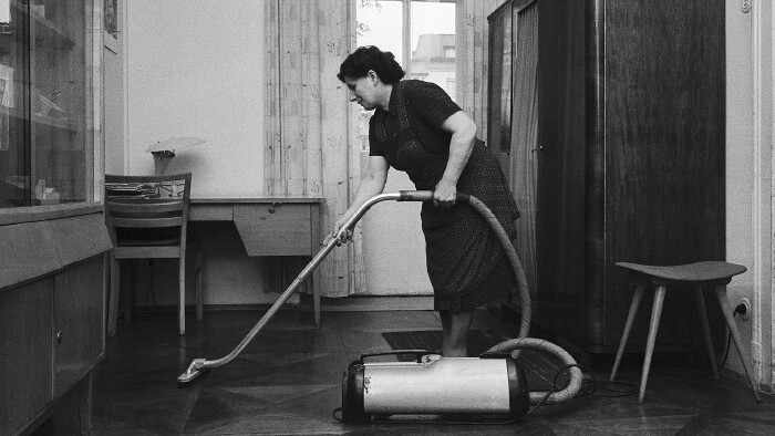 Alles Arbeit. Frauen zwischen Erwerbs- und Sorget&auml;tigkeit