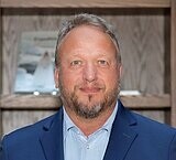 Portrait von Knut Dethlefsen